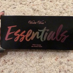 Violet Voss Essentials Pro Series Eyeshadow